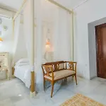 Mayflowers Hostel